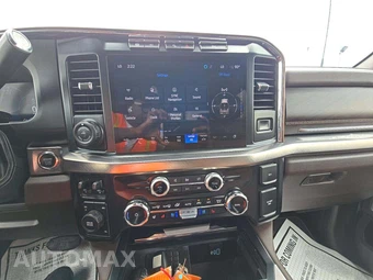 2024 Ford Super Duty F-250 King Ranch Crew Cab Medium Bed - miniatura 7