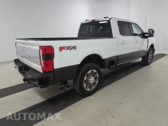 2024 Ford Super Duty F-250 King Ranch Crew Cab Medium Bed - miniatura 4