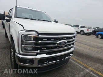 2024 Ford Super Duty F-250 King Ranch Crew Cab Medium Bed - miniatura 2
