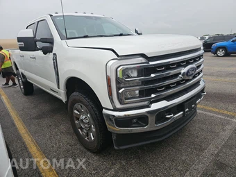2024 Ford Super Duty F-250 King Ranch Crew Cab Medium Bed - miniatura 3
