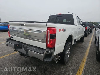 2024 Ford Super Duty F-250 King Ranch Crew Cab Medium Bed - miniatura 4