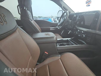 2024 Ford Super Duty F-250 King Ranch Crew Cab Medium Bed - miniatura 8