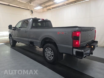 2024 Ford Super Duty F-250 Lariat Crew Cab Long Bed - miniatura 6