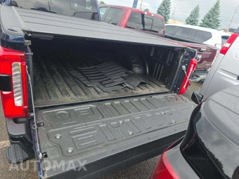 2024 Ford Super Duty F-250 Lariat Crew Cab Long Bed - miniatura 14