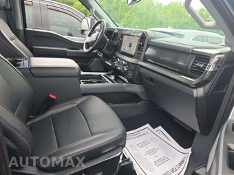 2024 Ford Super Duty F-250 Lariat Crew Cab Long Bed - miniatura 18
