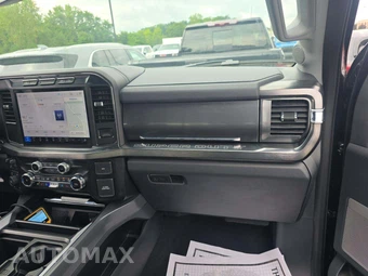2024 Ford Super Duty F-250 Lariat Crew Cab Long Bed - miniatura 19