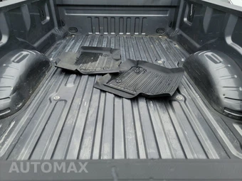 2024 Ford Super Duty F-250 Lariat Crew Cab Long Bed - miniatura 16