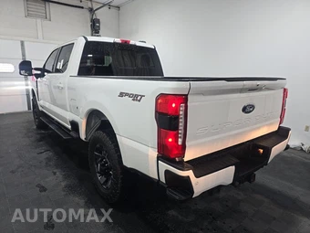 2024 Ford Super Duty F-250 Lariat Crew Cab Medium Bed - miniatura 6