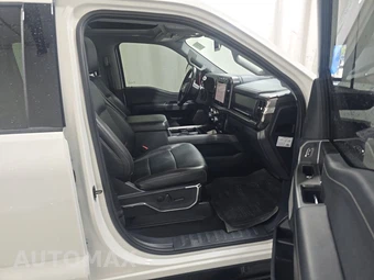 2024 Ford Super Duty F-250 Lariat Crew Cab Medium Bed - miniatura 8