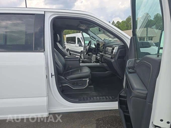 2024 Ford Super Duty F-250 Lariat Crew Cab Medium Bed - miniatura 15