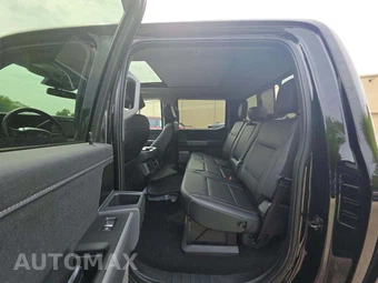 2024 Ford Super Duty F-250 Lariat Crew Cab Medium Bed - miniatura 13