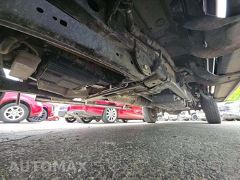 2024 Ford Super Duty F-250 Lariat Crew Cab Medium Bed - miniatura 7