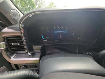 2024 Ford Super Duty F-250 Lariat Crew Cab Medium Bed - miniatura 9