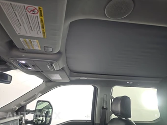 2024 Ford Super Duty F-250 Lariat Crew Cab Medium Bed - miniatura 18