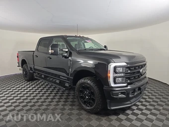 2024 Ford Super Duty F-250 Lariat Crew Cab Medium Bed - miniatura 3