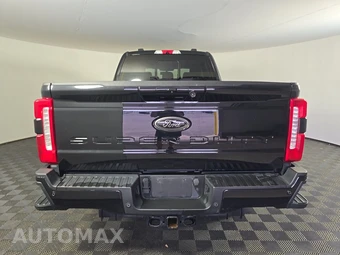 2024 Ford Super Duty F-250 Lariat Crew Cab Medium Bed - miniatura 5