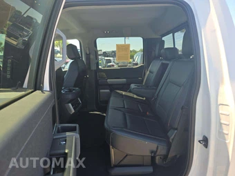 2024 Ford Super Duty F-250 Lariat Crew Cab Medium Bed - miniatura 10