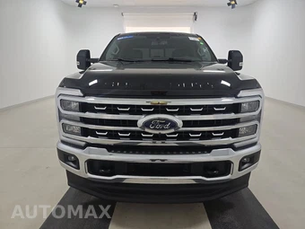 2024 Ford Super Duty F-250 Lariat Crew Cab Medium Bed - miniatura 2