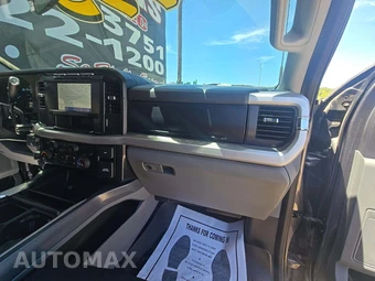 2024 Ford Super Duty F-250 Lariat Crew Cab Medium Bed - miniatura 19