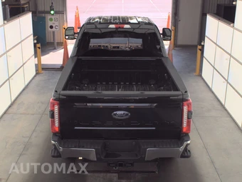 2024 Ford Super Duty F-250 Lariat Crew Cab Medium Bed - miniatura 5