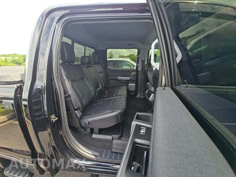 2024 Ford Super Duty F-250 Lariat Crew Cab Medium Bed - miniatura 13