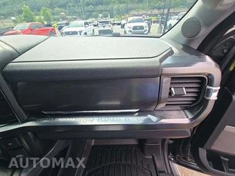 2024 Ford Super Duty F-250 Lariat Crew Cab Medium Bed - miniatura 16