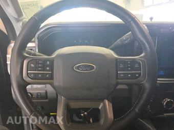 2024 Ford Super Duty F-250 Lariat Crew Cab Medium Bed - miniatura 10