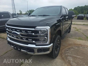 2024 Ford Super Duty F-250 Lariat Crew Cab Medium Bed