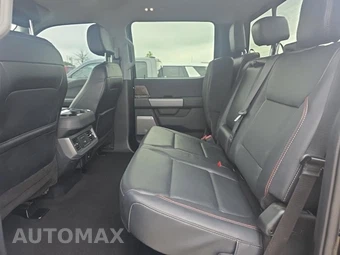 2024 Ford Super Duty F-250 Lariat Crew Cab Medium Bed - miniatura 16
