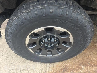 2024 Ford Super Duty F-250 Lariat Crew Cab Medium Bed - miniatura 8