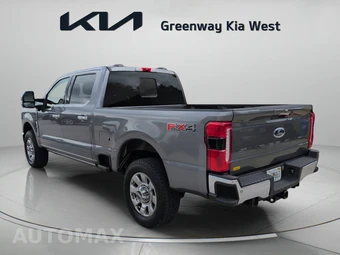 2024 Ford Super Duty F-250 Lariat Crew Cab Medium Bed - miniatura 5