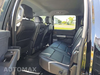 2024 Ford Super Duty F-250 Lariat Crew Cab Medium Bed - miniatura 13