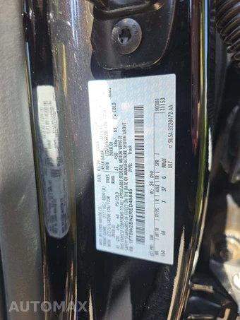 2024 Ford Super Duty F-250 Lariat Crew Cab Medium Bed - miniatura 5