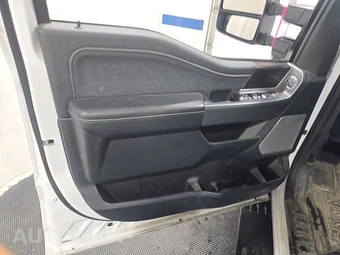 2024 Ford Super Duty F-250 Lariat Crew Cab Medium Bed - miniatura 9