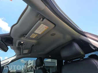2024 Ford Super Duty F-250 Lariat Crew Cab Medium Bed - miniatura 11