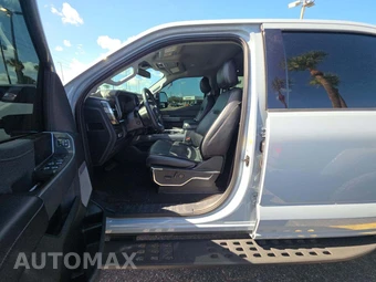 2024 Ford Super Duty F-250 Lariat Crew Cab Medium Bed - miniatura 6