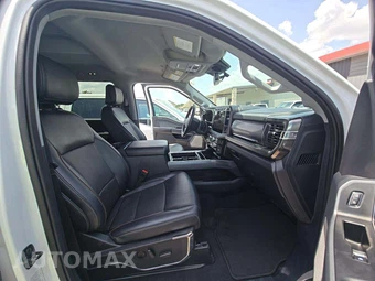 2024 Ford Super Duty F-250 Lariat Crew Cab Medium Bed - miniatura 18
