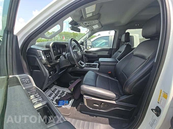 2024 Ford Super Duty F-250 Lariat Crew Cab Medium Bed - miniatura 6