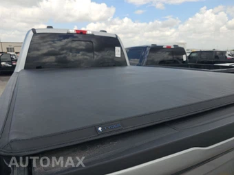 2024 Ford Super Duty F-250 Lariat Crew Cab Medium Bed - miniatura 16