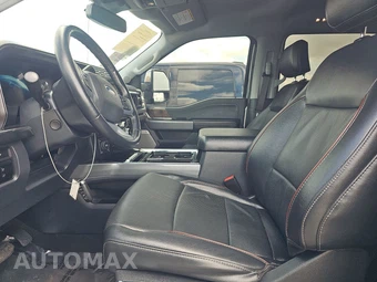 2024 Ford Super Duty F-250 Lariat Crew Cab Medium Bed - miniatura 7