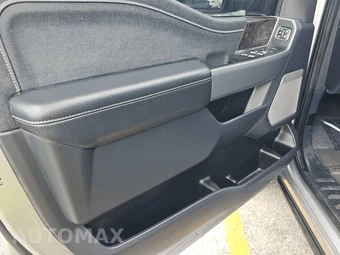 2024 Ford Super Duty F-250 Lariat Crew Cab Medium Bed - miniatura 9