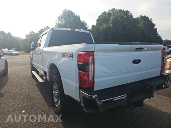 2024 Ford Super Duty F-250 Lariat Crew Cab Medium Bed - miniatura 6