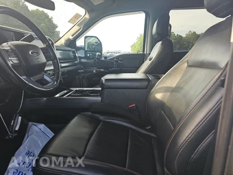 2024 Ford Super Duty F-250 Lariat Crew Cab Medium Bed - miniatura 7