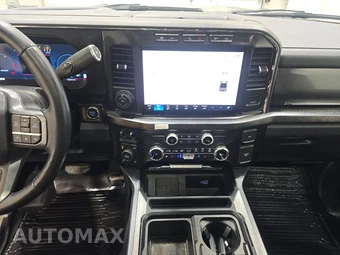 2024 Ford Super Duty F-250 Lariat Crew Cab Medium Bed - miniatura 11