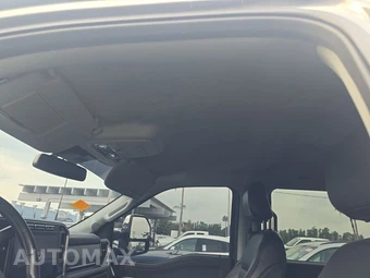 2024 Ford Super Duty F-250 Lariat Crew Cab Medium Bed - miniatura 18