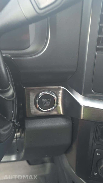 2024 Ford Super Duty F-250 Lariat Crew Cab Medium Bed - miniatura 20