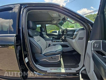 2024 Ford Super Duty F-250 Limited Crew Cab Medium Bed - miniatura 15