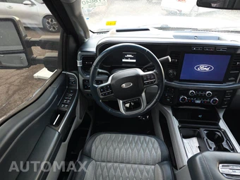 2024 Ford Super Duty F-250 Limited Crew Cab Medium Bed - miniatura 10