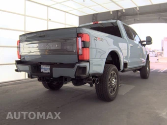 2024 Ford Super Duty F-250 Limited Crew Cab Medium Bed - miniatura 4