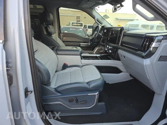 2024 Ford Super Duty F-250 Limited Crew Cab Medium Bed - miniatura 8